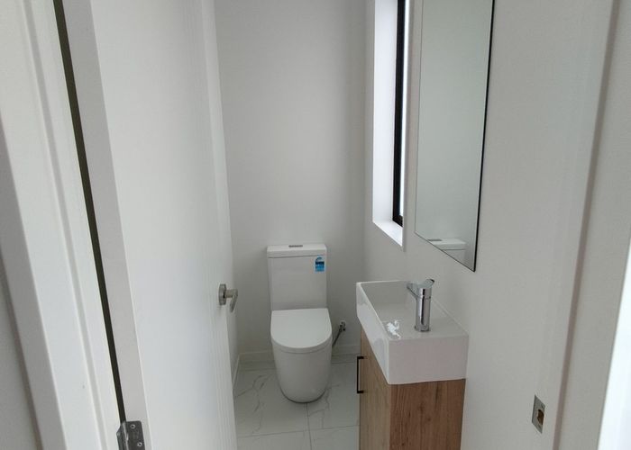  at 1 Korokio Lane, Henderson, Waitakere City, Auckland
