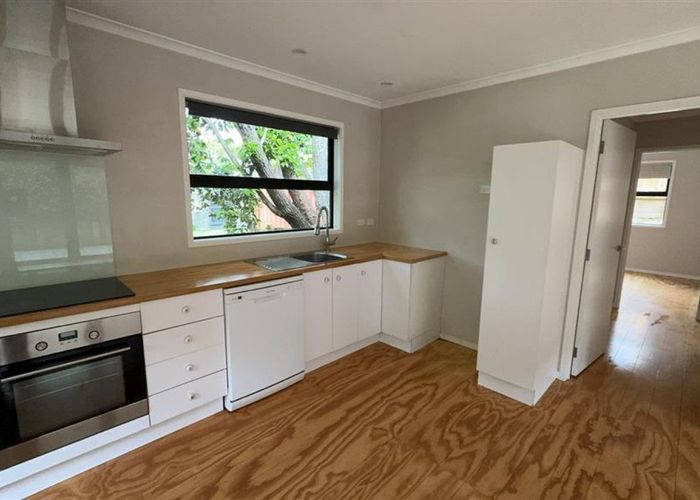  at 2 Ebrington Place, Strandon, New Plymouth, Taranaki