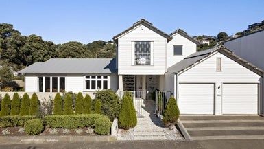  at 18 Forres Street, Seatoun, Wellington