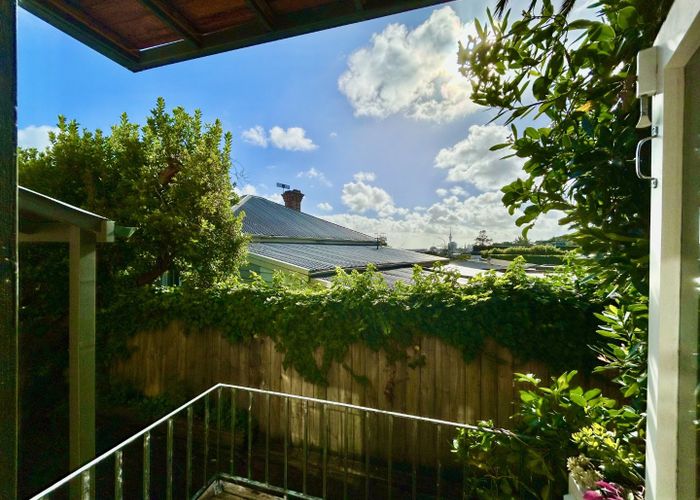  at 5/280 Mt Eden Road, Mount Eden, Auckland City, Auckland