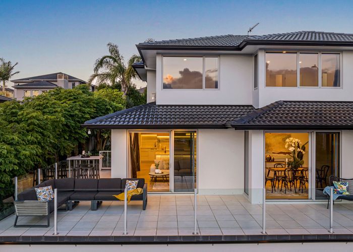  at 52 Moyrus Crescent, East Tamaki Heights, Auckland