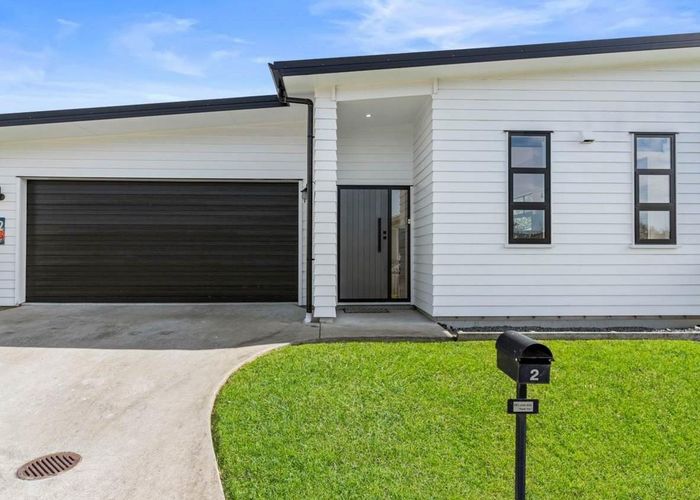 at 2 Pae Moana Place, Stanmore Bay, Whangaparaoa