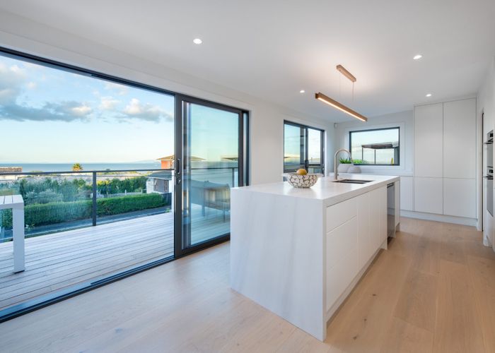  at 67B Castor Bay Road, Castor Bay, North Shore City, Auckland