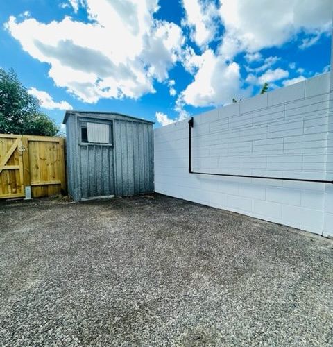  at 1 Bendale Place, Papatoetoe, Auckland