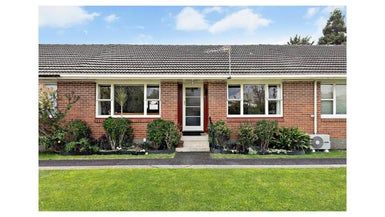  at 2/5 Matipo Street, Balmoral, Auckland