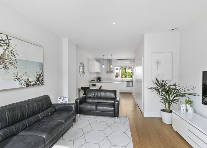  at 43 Little George Street, Thorndon, Wellington