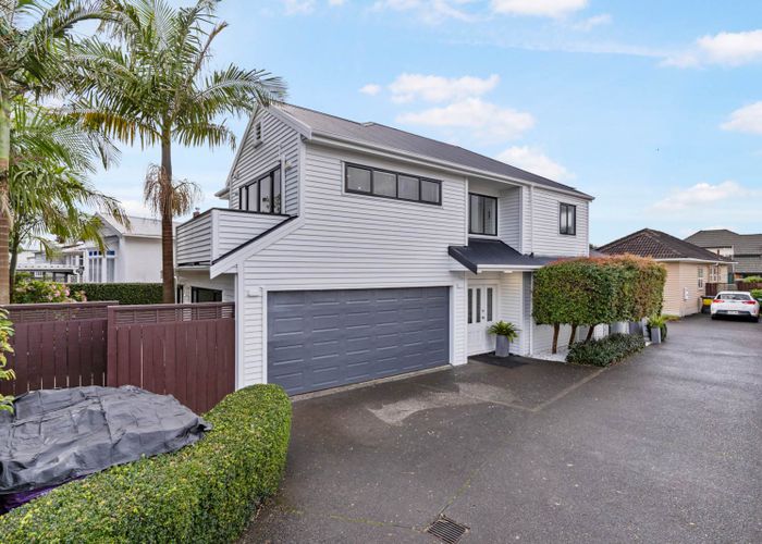  at 16 Kiwitea Street, Sandringham, Auckland