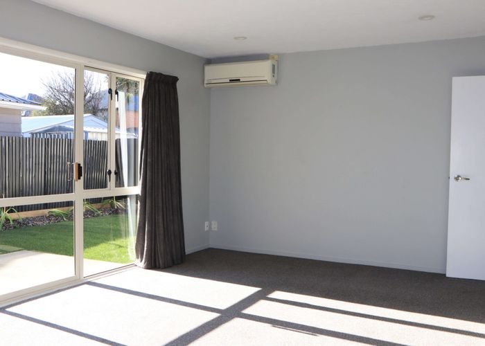  at 2E Broadbent Street, Riccarton, Christchurch City, Canterbury