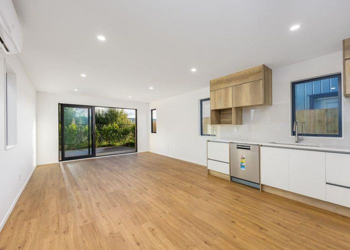  at 25 John Gray Street, Takanini, Papakura, Auckland