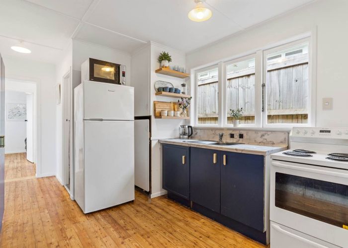  at 11A Gemini Place, Beach Haven, North Shore City, Auckland