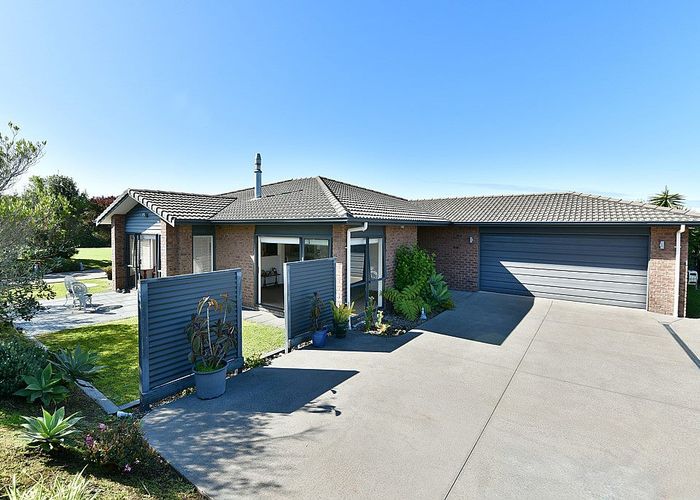  at 52 Omana Avenue, Helensville