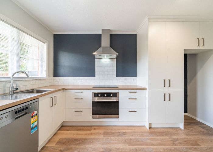  at 2/12 Hildreth Street, Trentham, Upper Hutt, Wellington