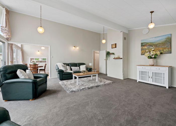  at 25 Kereru Grove, Stokes Valley, Lower Hutt