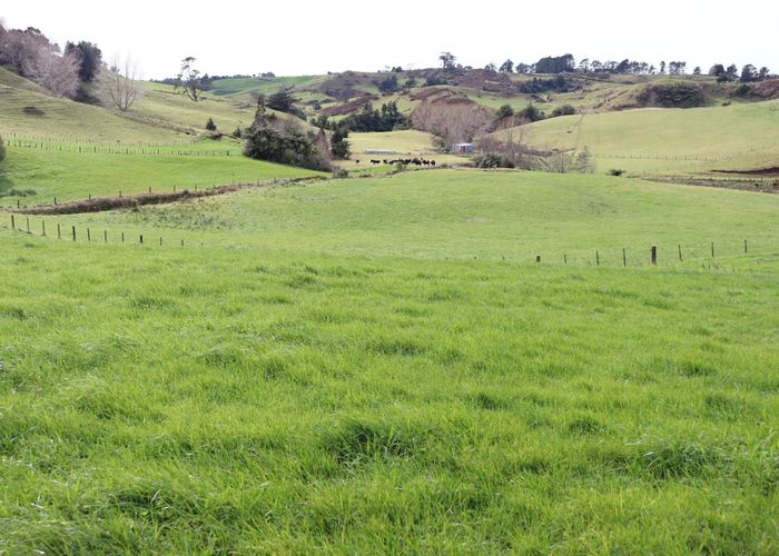  at 385 Wortley Road, Lepperton, New Plymouth, Taranaki