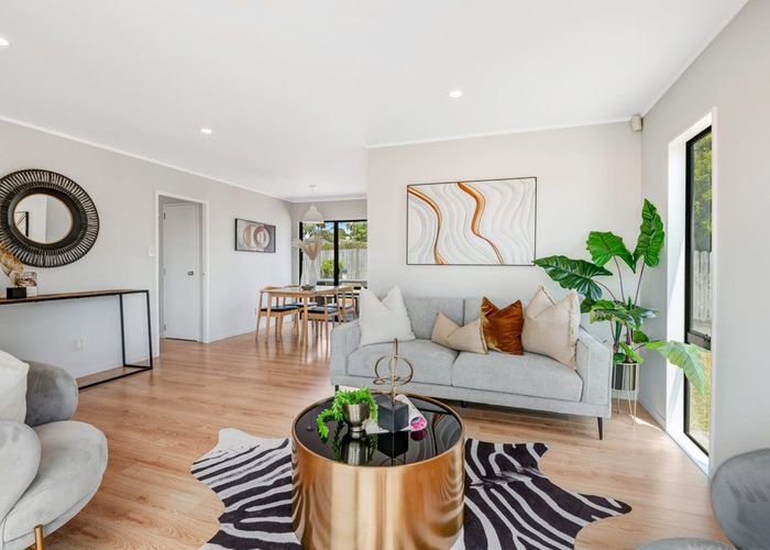  at 1/12 Jumento Place, Unsworth Heights, Auckland