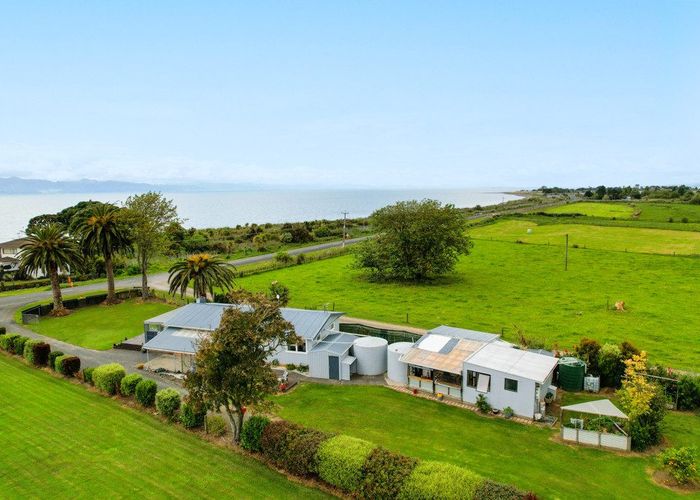  at 1335 East Coast Road, Kaiaua, Franklin, Auckland