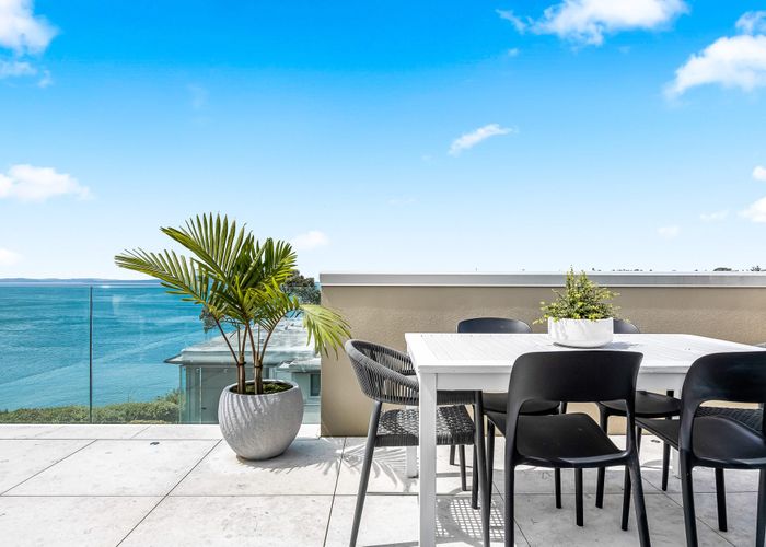  at 21 Brighton Terrace, Mairangi Bay, North Shore City, Auckland