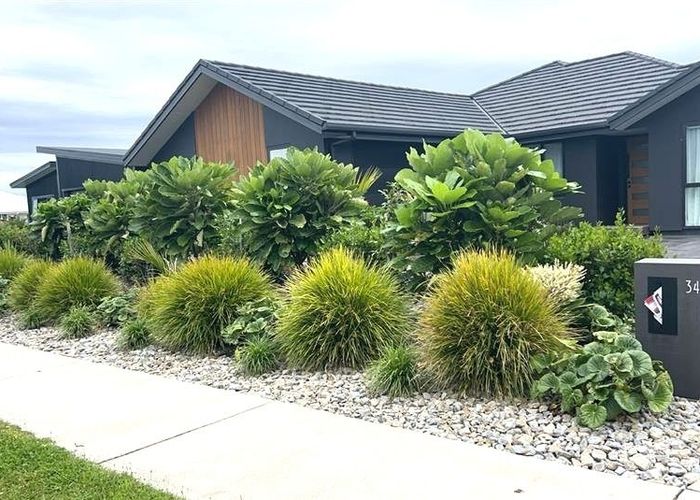  at 34 Summersfield Boulevard, Appleby, Richmond