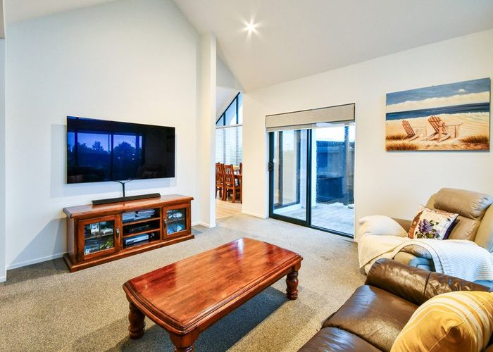  at 1 Liberation Road, Papakura, Papakura