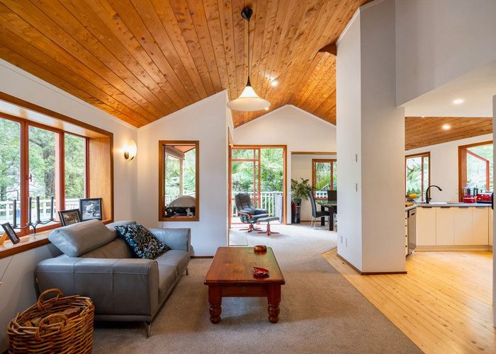  at 109 Huia Road, Titirangi, Waitakere City, Auckland