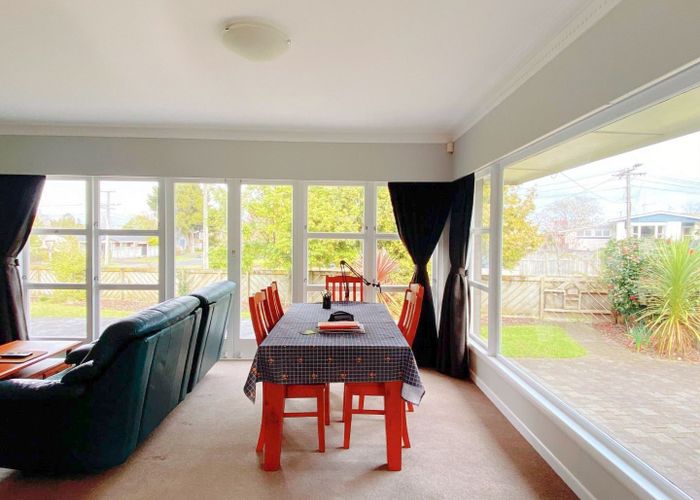  at 2  Mayfair Avenue, Chartwell, Hamilton, Waikato