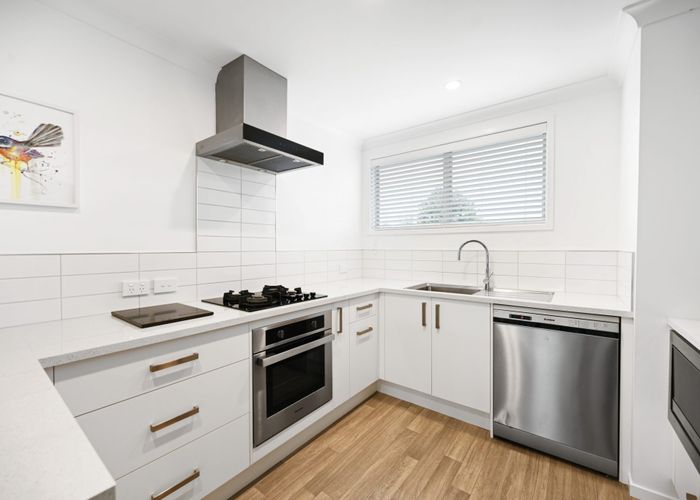  at 15 Lansdowne Crescent, Glenview, Hamilton, Waikato