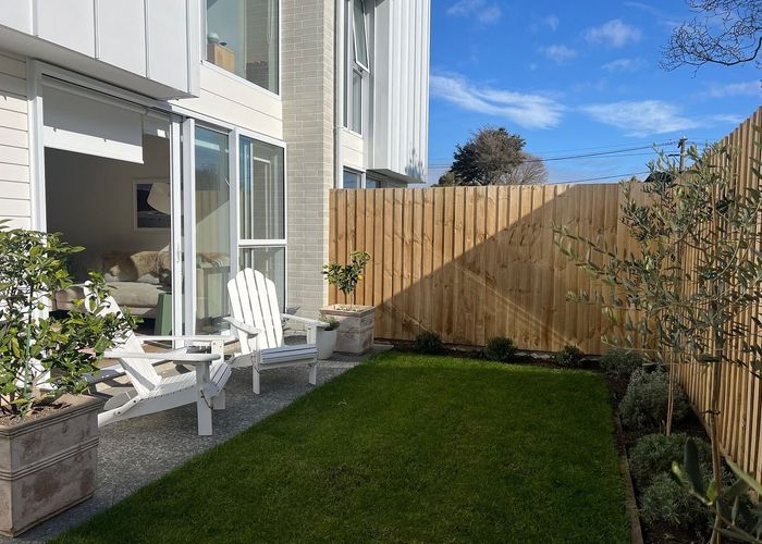  at 2/34 Cleveland Street, Edgeware, Christchurch City, Canterbury