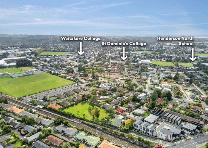  at 3/54 Swanson Road, Henderson, Waitakere City, Auckland