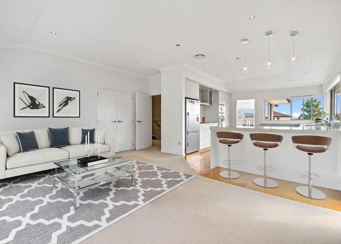  at 6 Fairbairn Place, East Tamaki Heights, Auckland