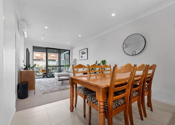  at 16 Whimbrel Road, Flat Bush, Auckland