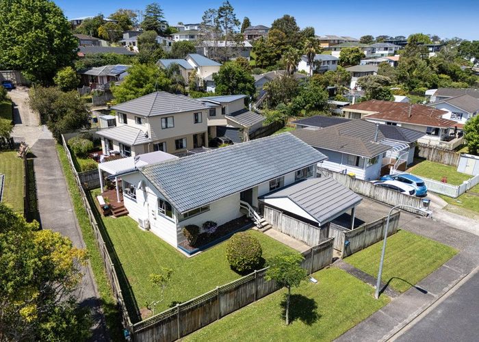  at 1/63 Salamanca Road, Sunnynook, North Shore City, Auckland