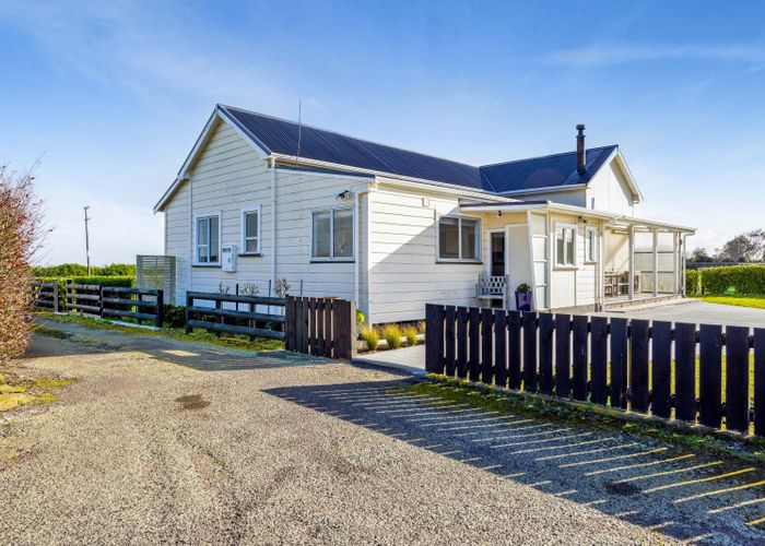  at 84 Mawhitiwhiti Road, Hawera