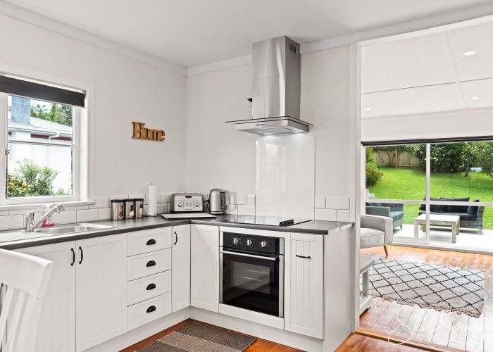  at 17 Bickerstaffe Road, Maungaturoto