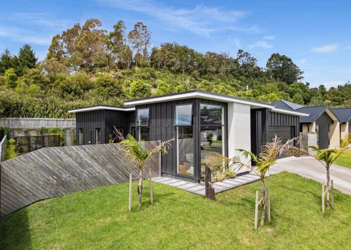  at 39 Pakanga Grove, Pyes Pa, Tauranga, Bay Of Plenty