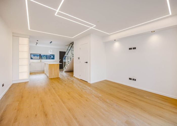  at Lot 6, 69 Walworth Avenue, Pakuranga Heights, Manukau City, Auckland