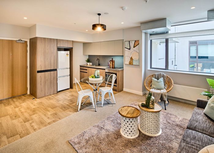  at 110/14 Laings Road, Hutt Central, Lower Hutt