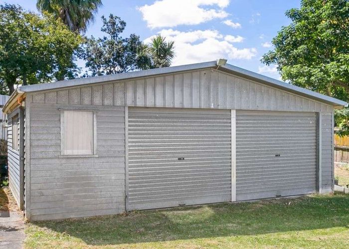  at 140 Hepburn Road, Glendene, Auckland