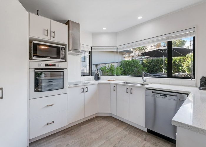 at 2/12 Sundown Avenue, Manly, Rodney, Auckland