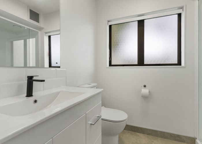  at 418A Albany Highway, Albany, North Shore City, Auckland