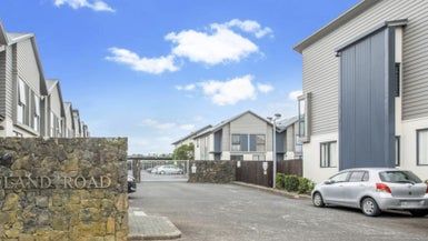  at 53/51 Ireland Road, Panmure, Auckland