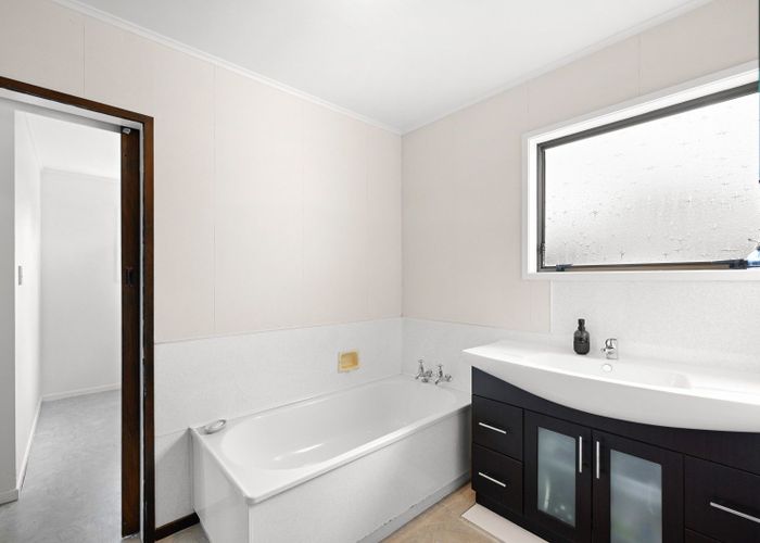  at 29A Winter Street, Fairfield, Hamilton
