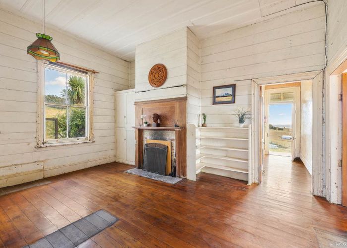  at 47 Binns Road, Karioitahi, Waiuku