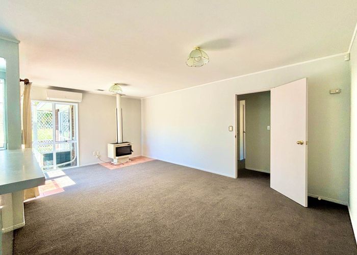  at 4 Drysdale Place, Somerville, Manukau City, Auckland