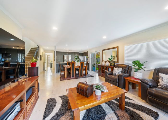  at 10 Springcrest Drive, Karaka, Papakura
