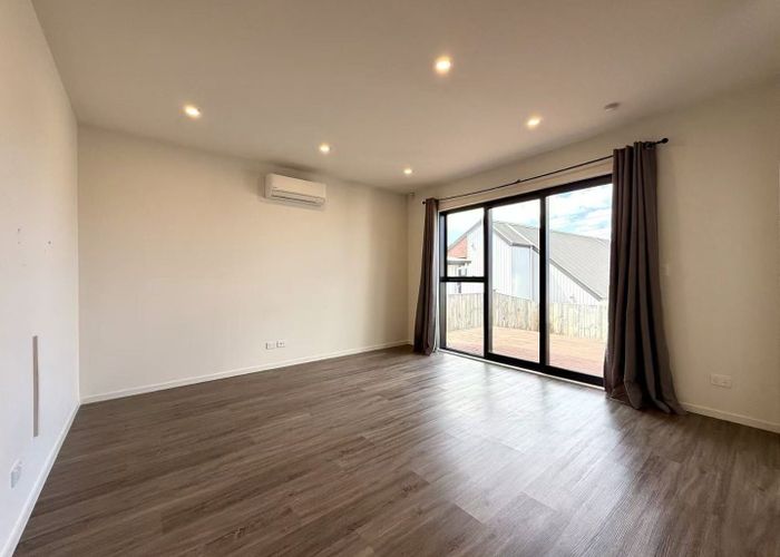  at 18 Horokaka Street, Massey, Waitakere City, Auckland