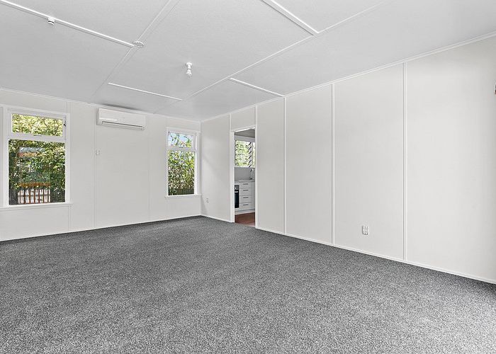  at 2/38 Marjorie Jayne Crescent, Otahuhu, Auckland
