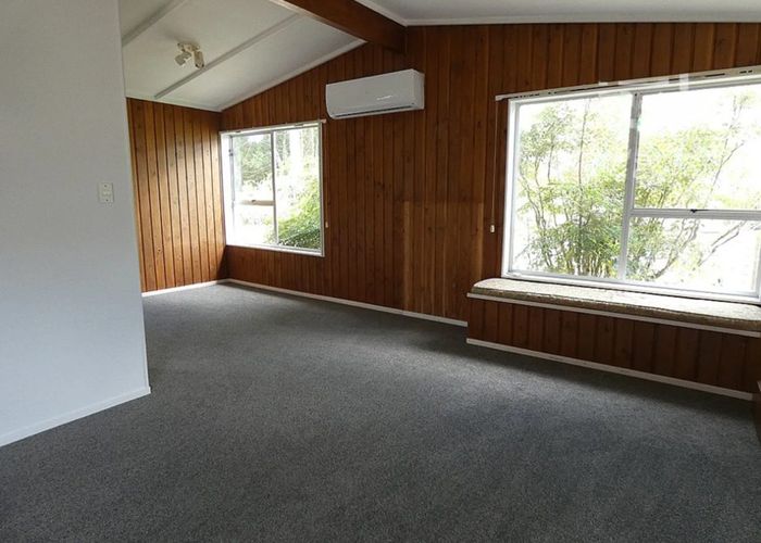  at 15 Normanton Rd, Glenfield, North Shore City, Auckland