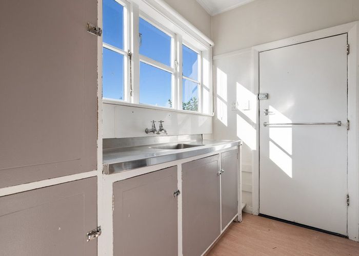  at 153 Mackenzie Avenue, Woolston, Christchurch City, Canterbury