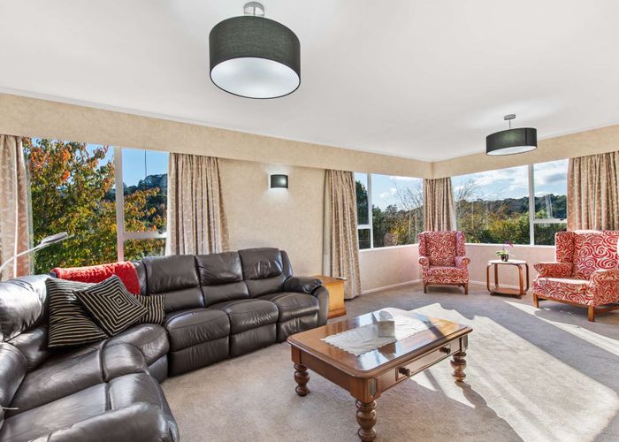  at 7 Keel Place, Whitby, Porirua