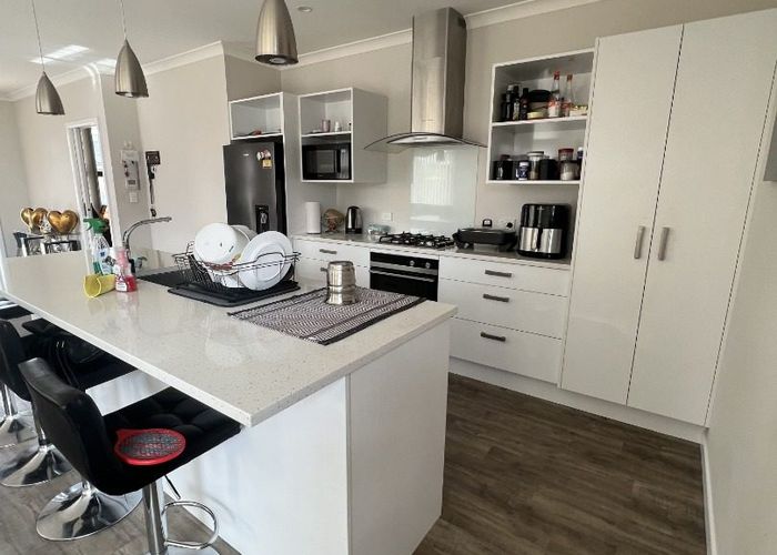  at 10 Poulson Grove, Trentham, Upper Hutt, Wellington